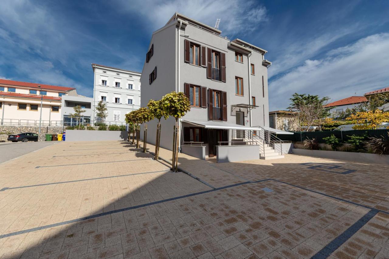 Apartments Crnekovic III Baška Exterior foto