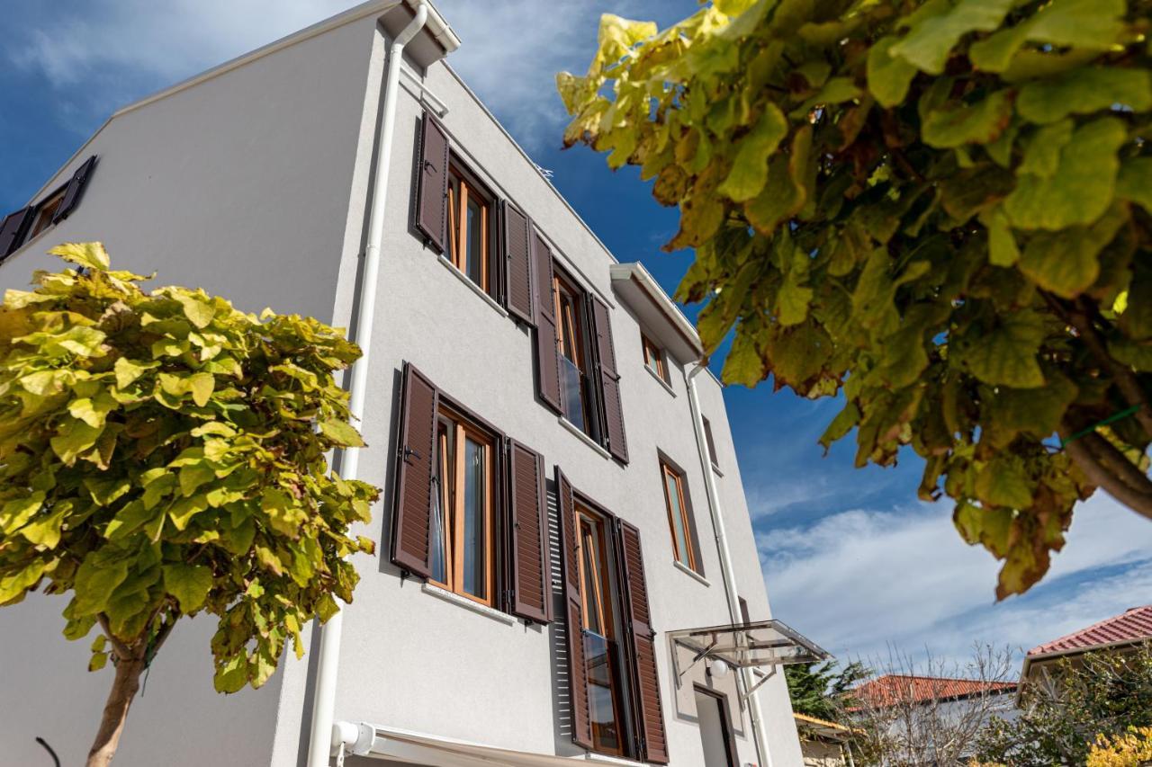 Apartments Crnekovic III Baška Exterior foto
