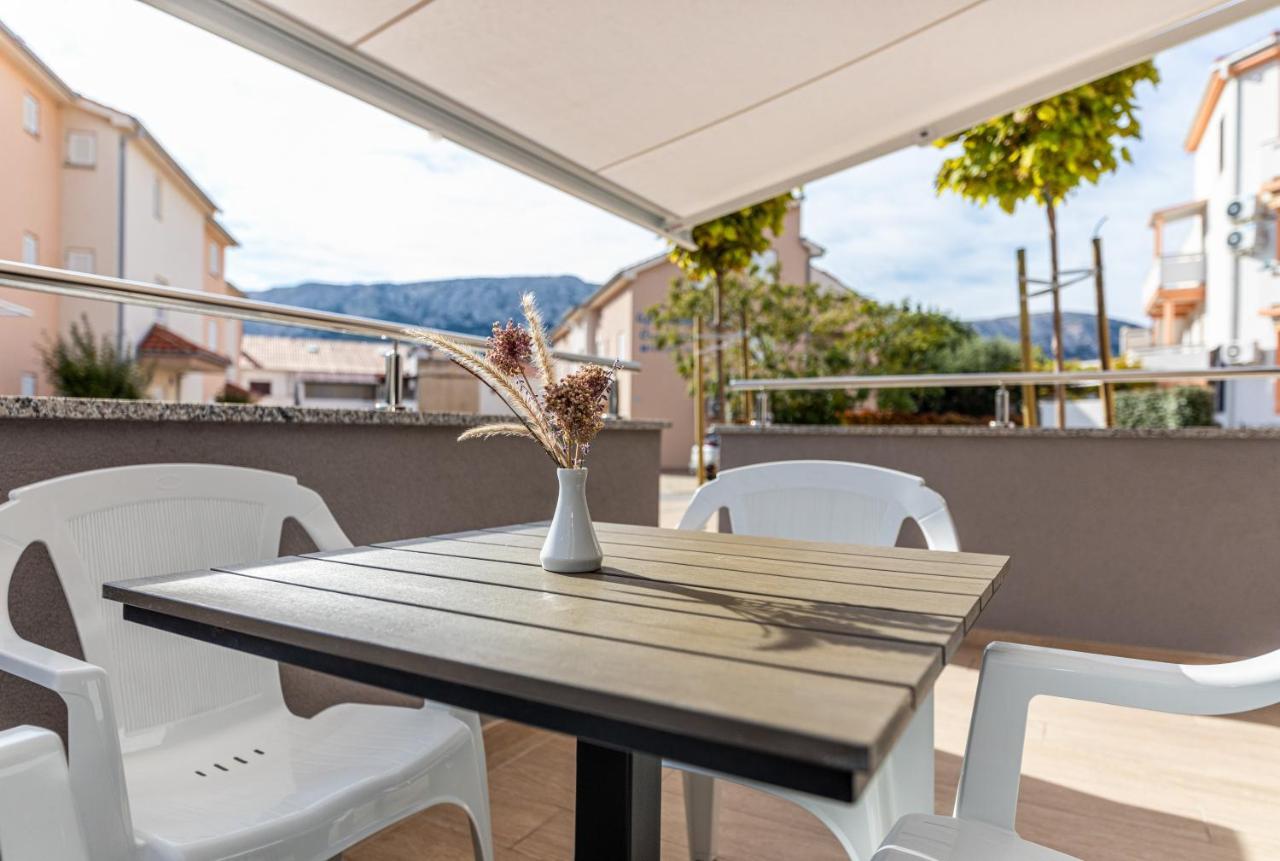 Apartments Crnekovic III Baška Exterior foto