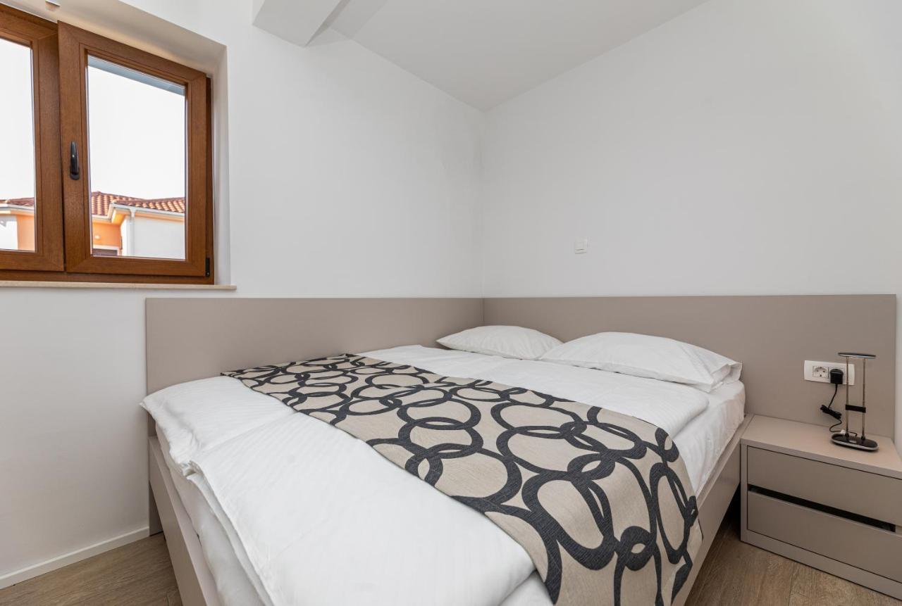 Apartments Crnekovic III Baška Exterior foto