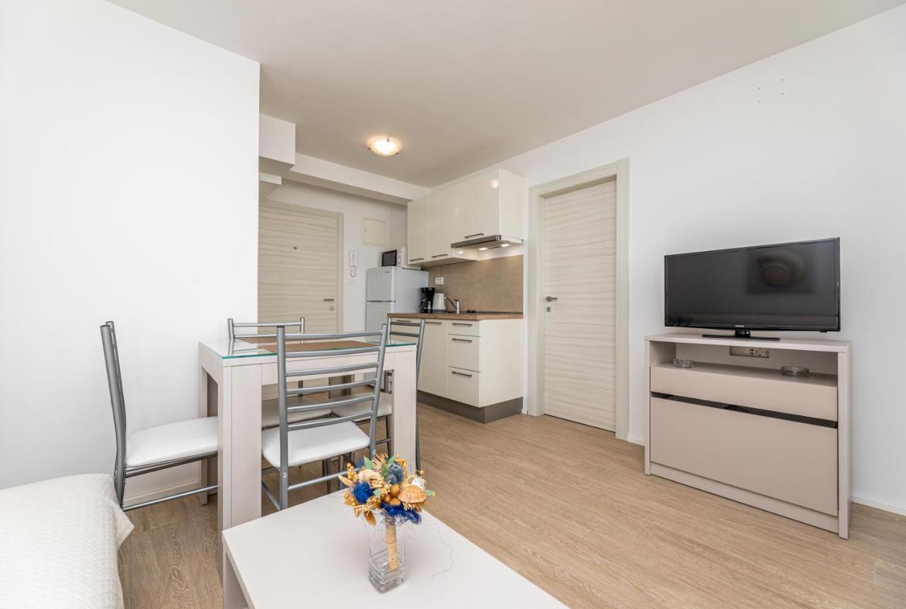 Apartments Crnekovic III Baška Exterior foto