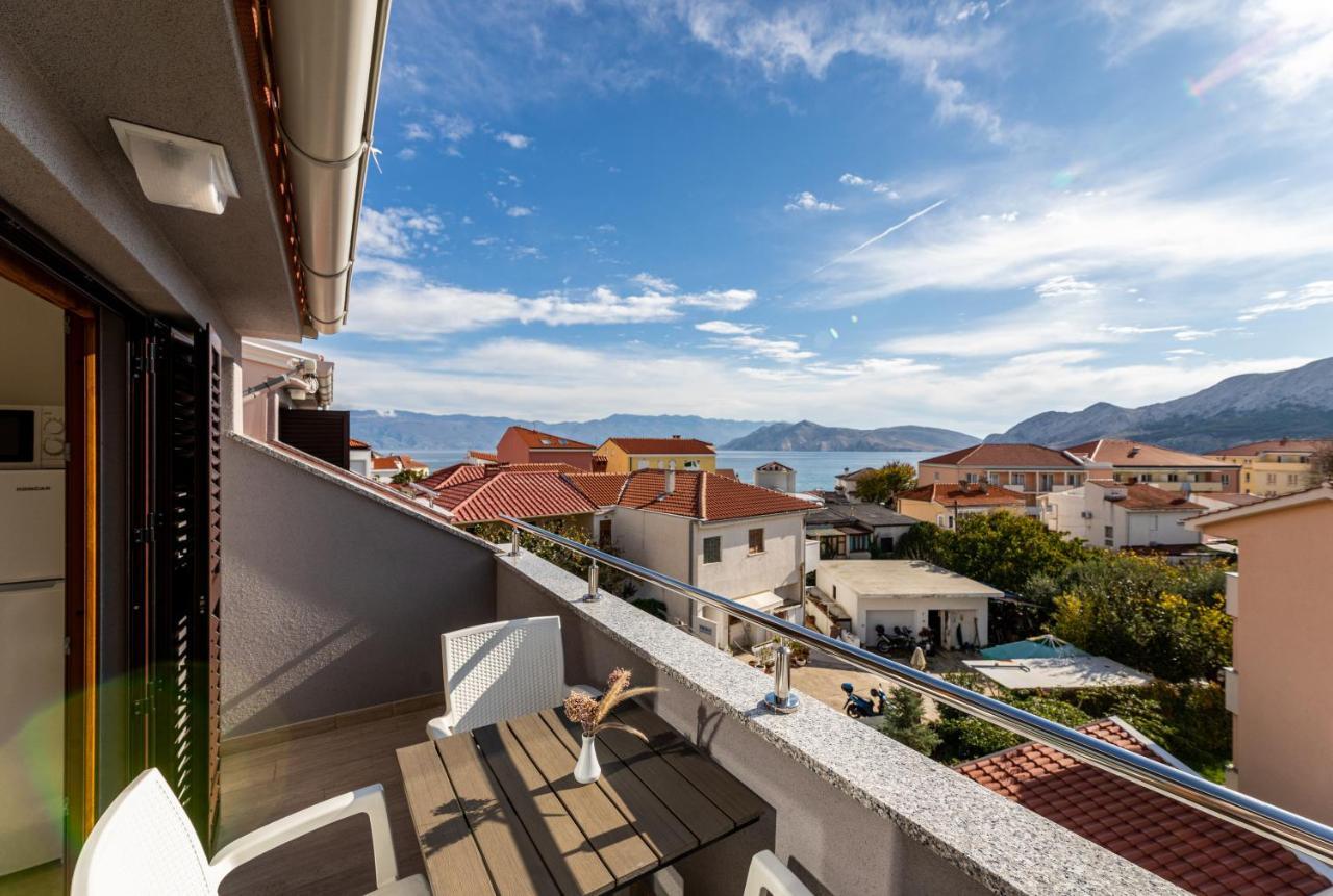 Apartments Crnekovic III Baška Exterior foto