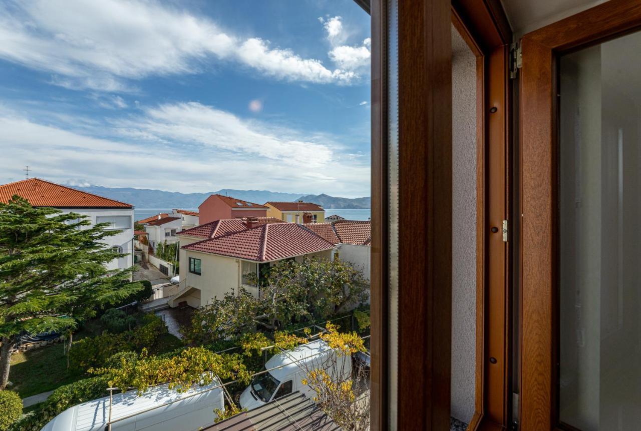 Apartments Crnekovic III Baška Exterior foto